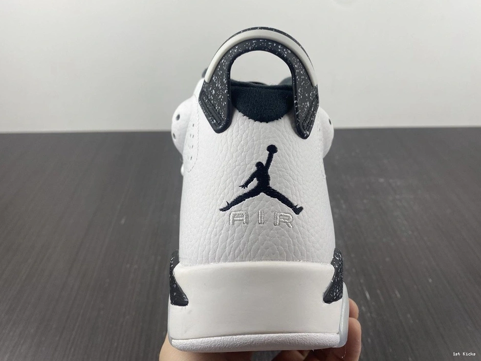 Retro 6 Oreo Jordan 384664-101 - 1104